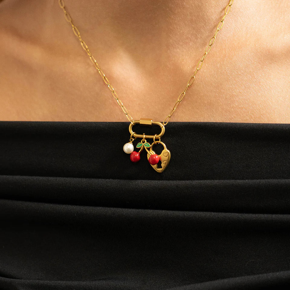 The Amelia Necklace