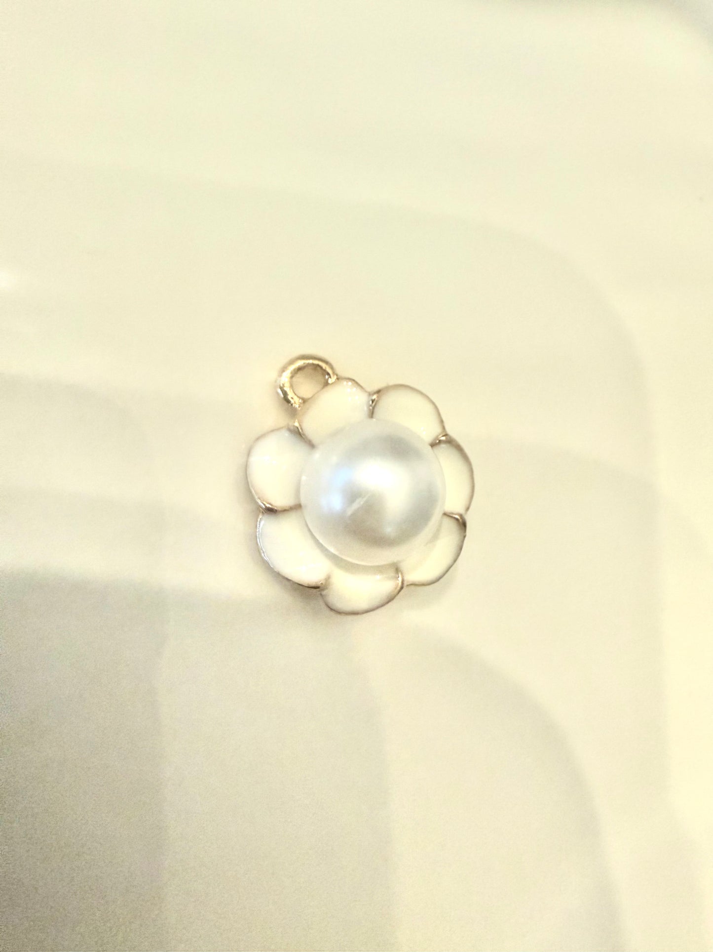 Wedding flower charm