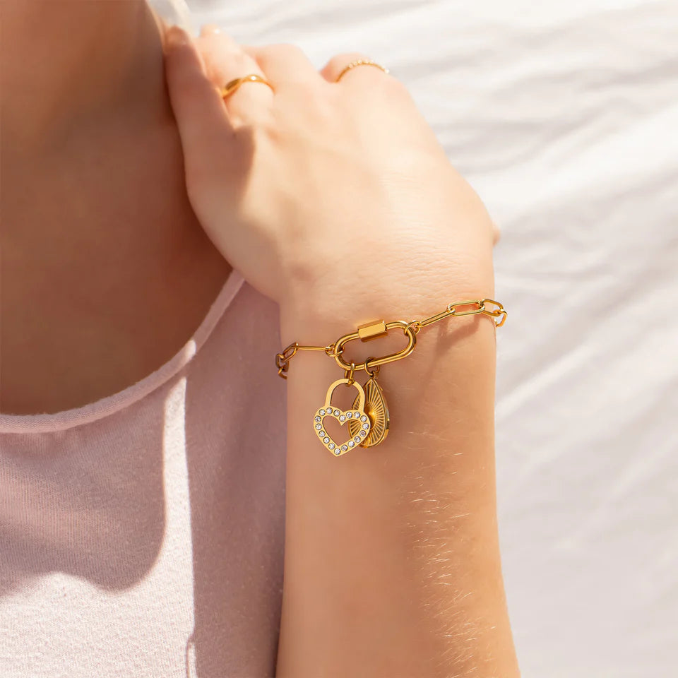 The Amelia Bracelet
