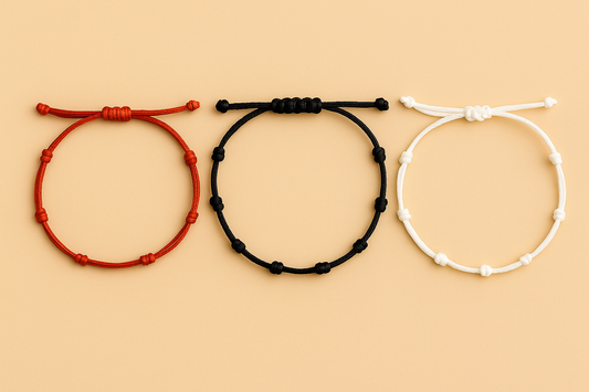 7 Knot Thread Bracelet – Protection & Intention